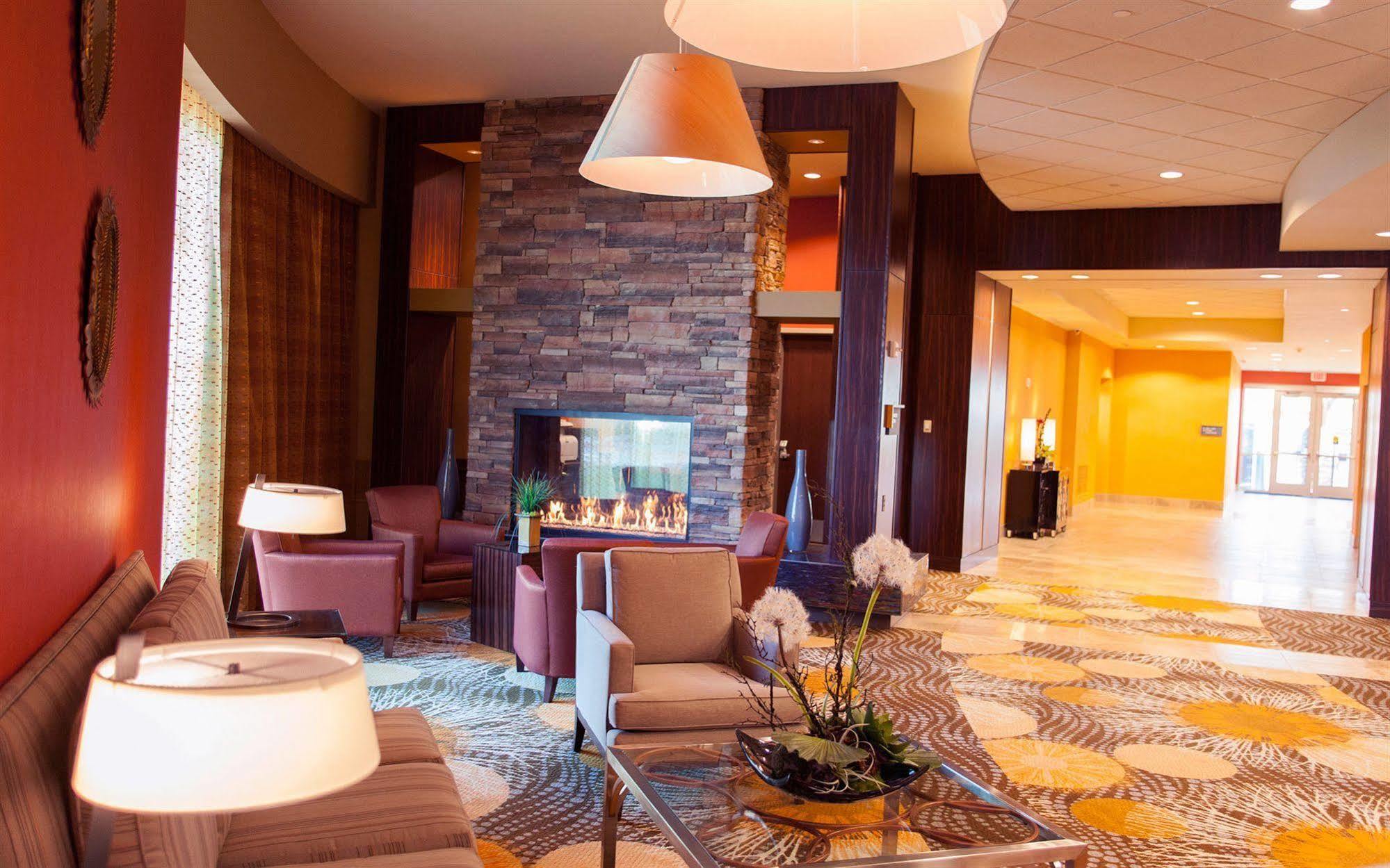 Apache Casino Hotel لوتون المظهر الخارجي الصورة